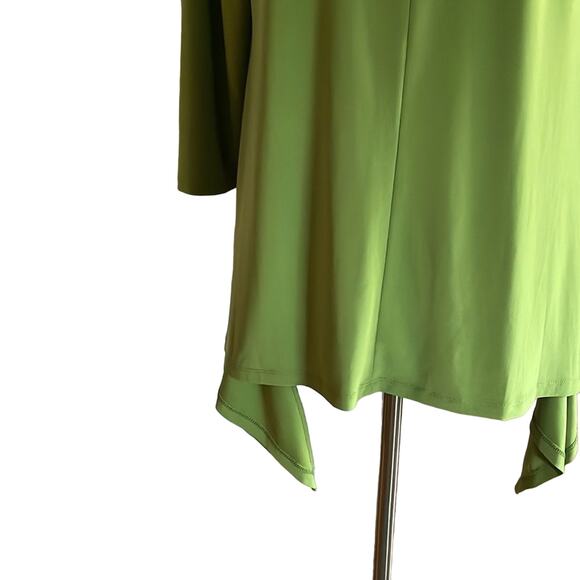 Women’s Chaus of NY XL top Green w/Gold Zipper Shoulder Accent V Neckline Roomy - Picture 3 of 7